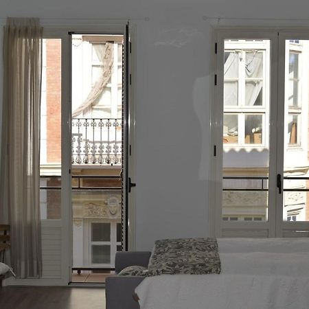 Modern Studio Flat Close To Plaza Merced Málaga Exteriör bild