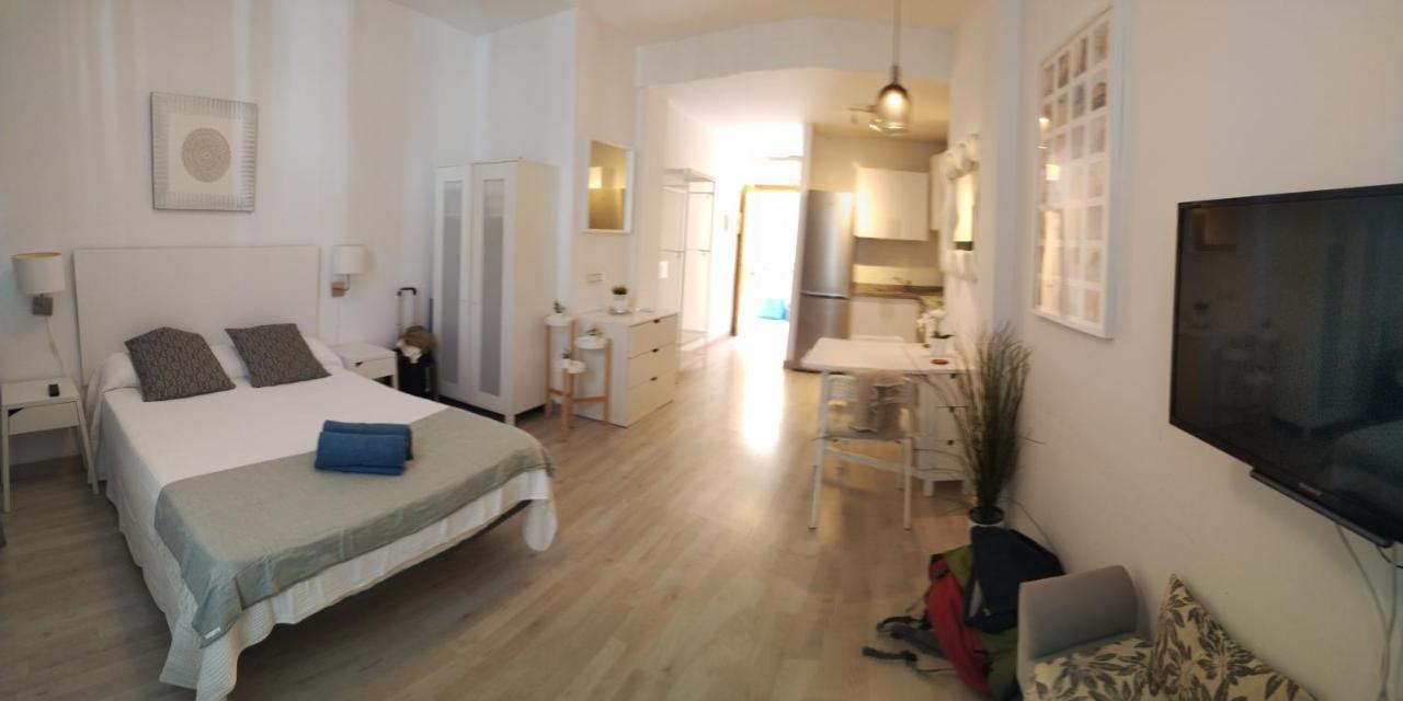Modern Studio Flat Close To Plaza Merced Málaga Exteriör bild